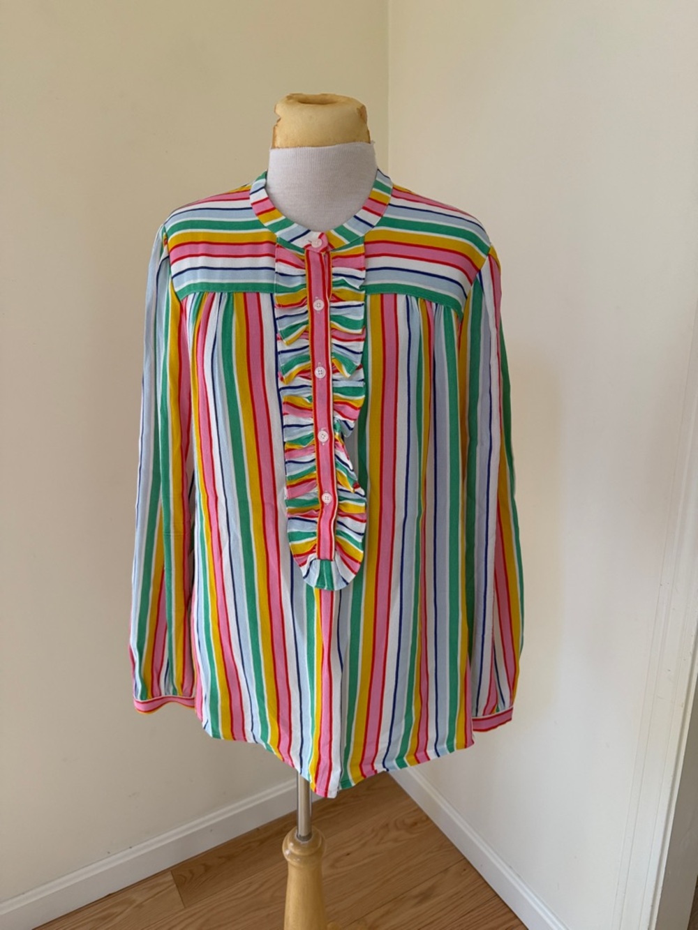 Boden US 14 ruffled rainbow  Striped popover  Blouse.